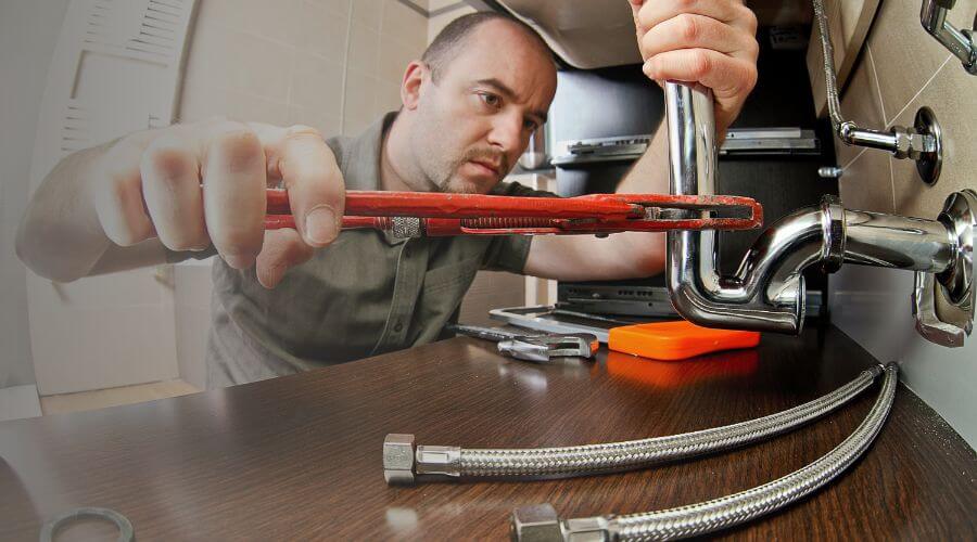Expert burst pipe repair services in Hot Springs, SD